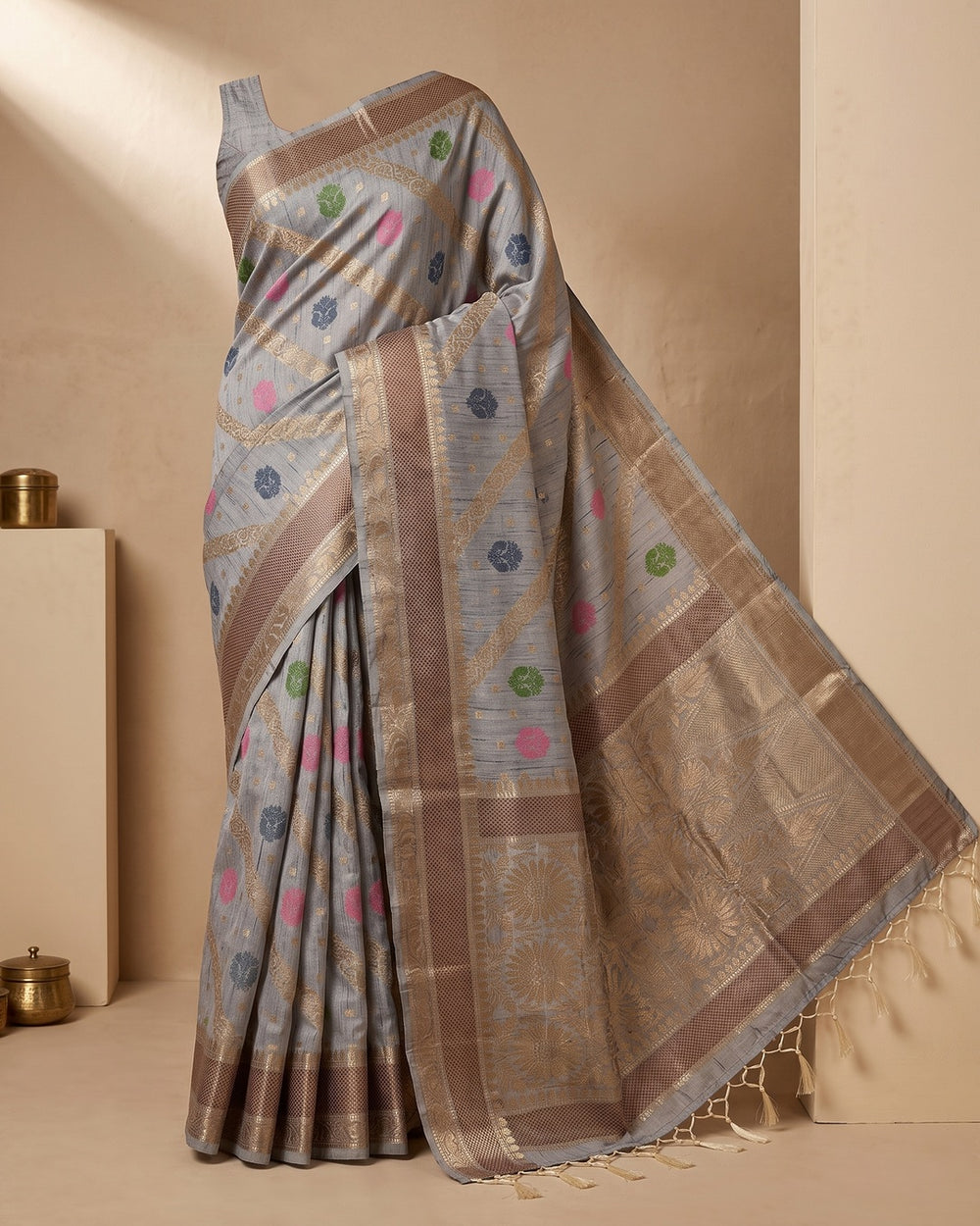 Chinniya Tussar Ash Saree