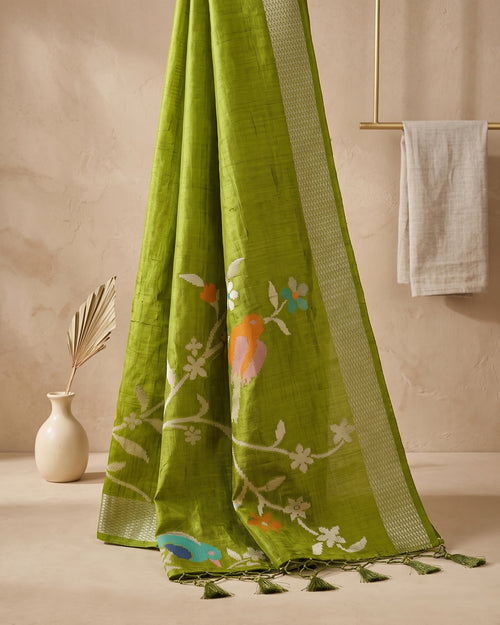 Aaranya Paper Silk saree editorial view